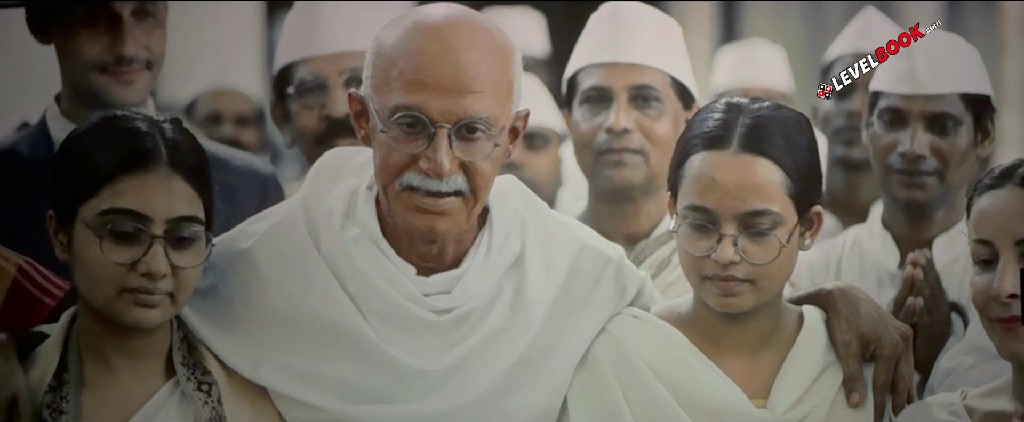 Swatantra Veer Savarkar (2024) Hindi 720p HDTS Screenshot JPG